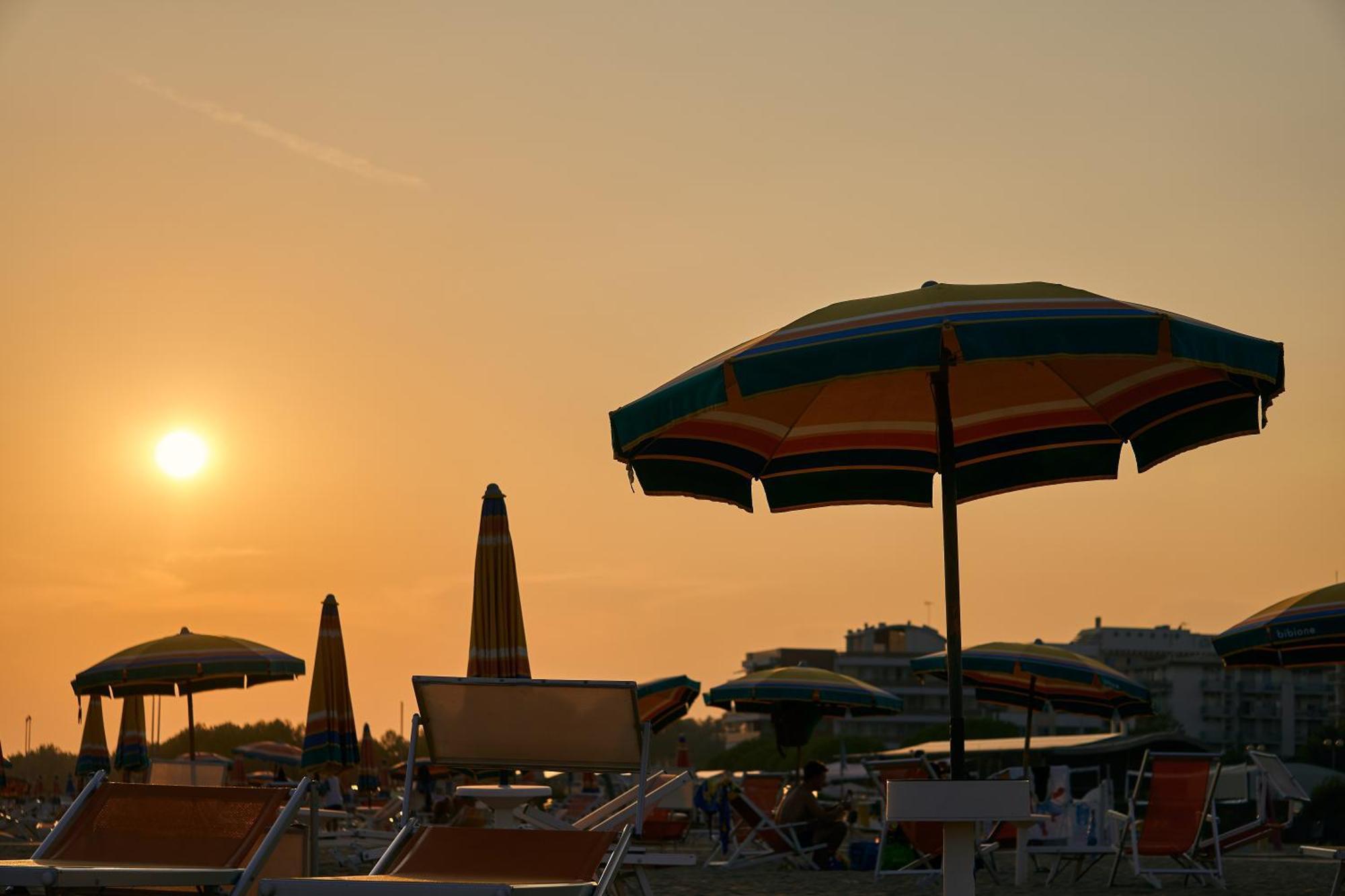 Nice Apartment With Terrace Next To The Sea Bibione Exterior foto