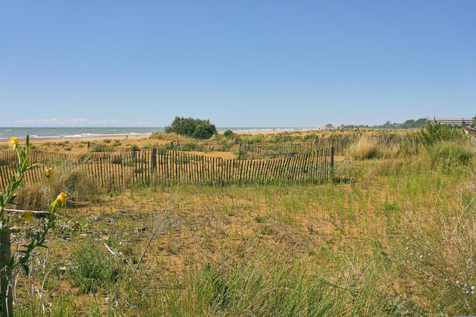 Nice Apartment With Terrace Next To The Sea Bibione Exterior foto